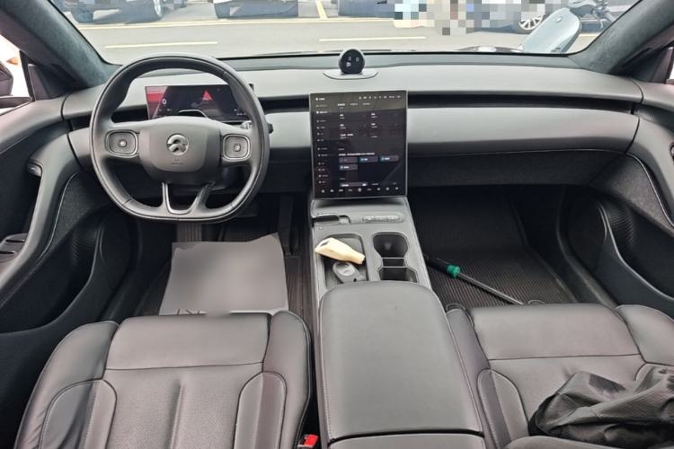 Used Nio ET5T 2023 75 kWh Touring Center Console