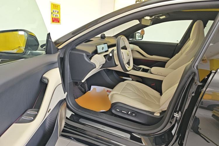 Used Nio ET5T 2023 75 kWh Touring Driver Seat