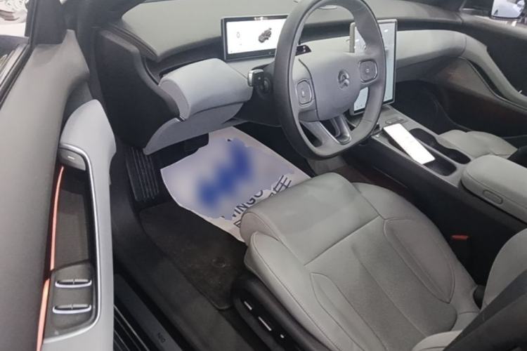 Used Nio ET5T 2023 75 kWh Touring Driver Seat