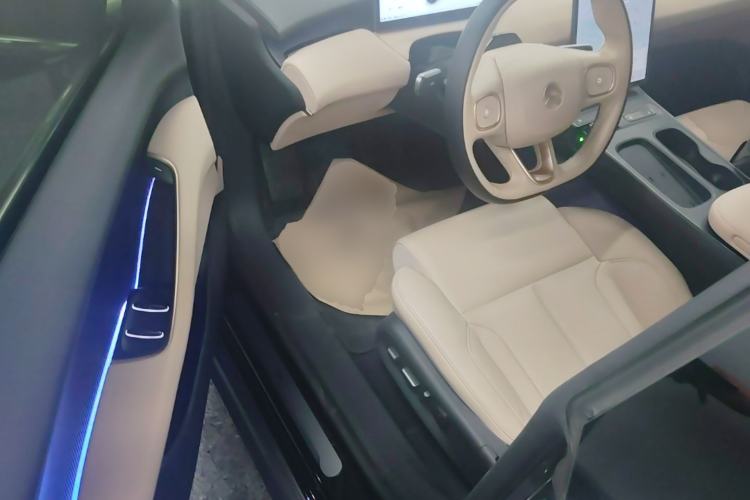 Used Nio ET5T 2023 75 kWh Touring Driver Seat