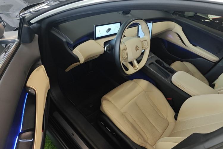 Used Nio ET5T 2023 75 kWh Touring Driver Seat