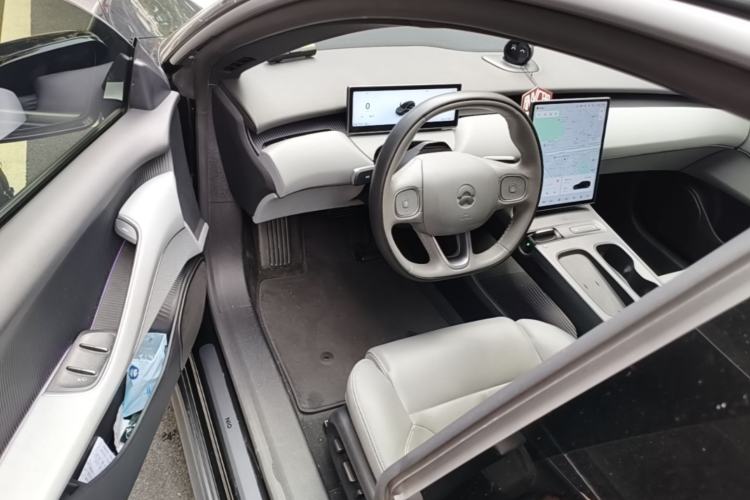 Used Nio ET5T 2023 75 kWh Touring Driver Seat