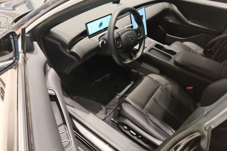 Used Nio ET5T 2023 75 kWh Touring Driver Seat