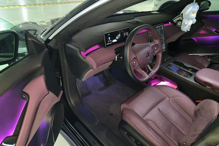 Used Nio ET5T 2023 75 kWh Touring Driver Seat