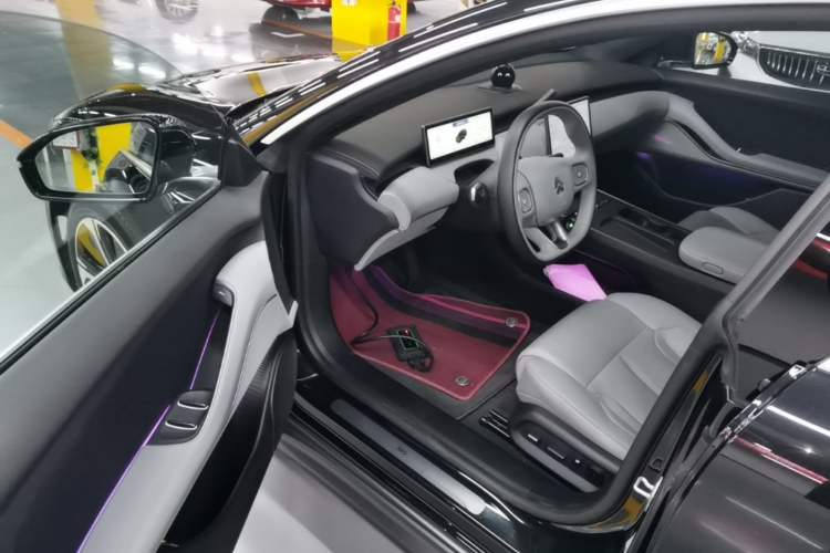 Used Nio ET5T 2023 75 kWh Touring Driver Seat