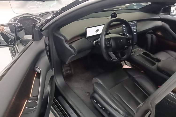 Used Nio ET5T 2023 75 kWh Touring Driver Seat