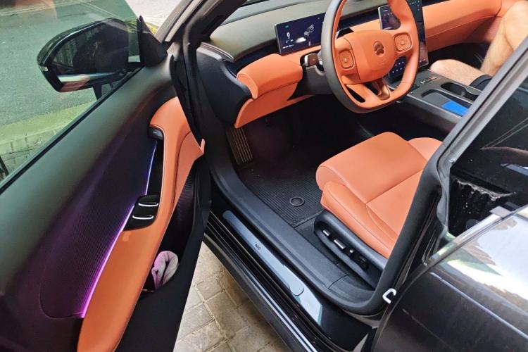 Used Nio ET5T 2023 75 kWh Touring Driver Seat