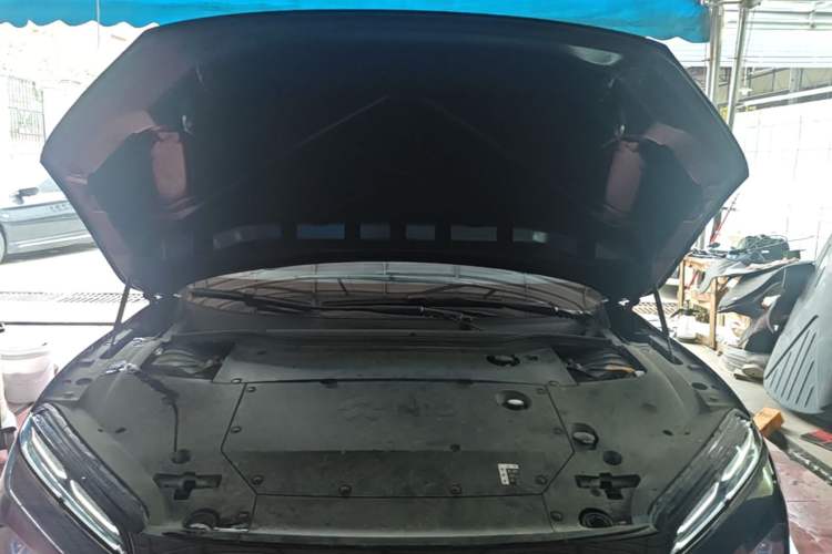 Used Nio ET5T 2023 75 kWh Touring Engine Bay
