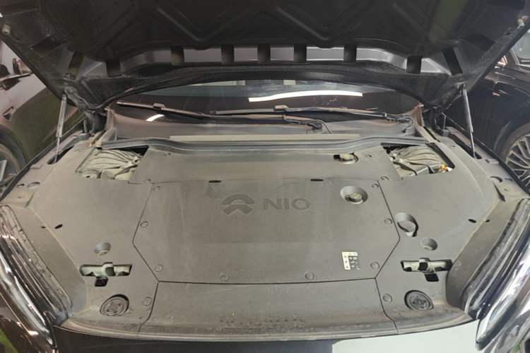 Used Nio ET5T 2023 75 kWh Touring Engine Bay