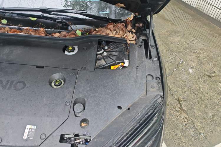 Used Nio ET5T 2023 75 kWh Touring Engine Bay Left