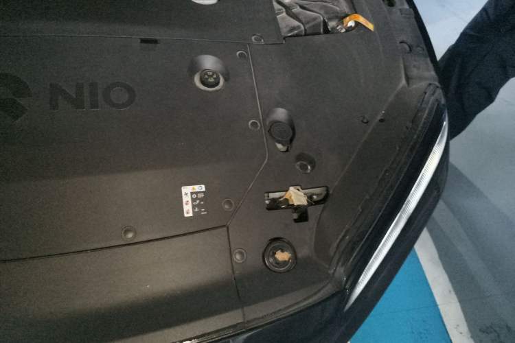 Used Nio ET5T 2023 75 kWh Touring Engine Bay Left