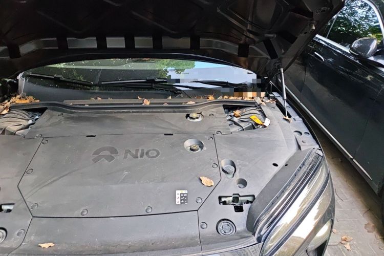 Used Nio ET5T 2023 75 kWh Touring Engine Bay Left