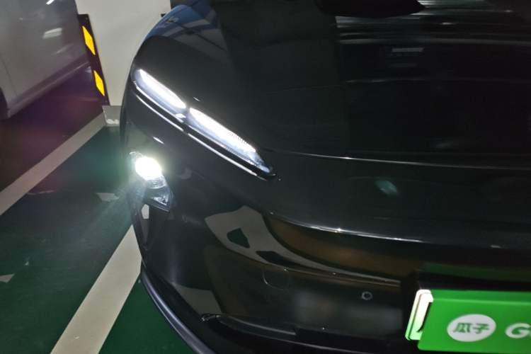 Used Nio ET5T 2023 75 kWh Touring Engine Bay Right