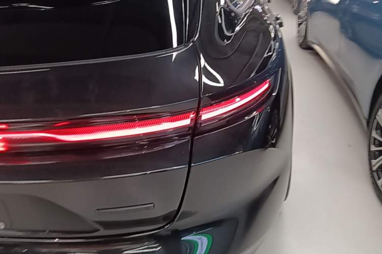 Used Nio ET5T 2023 75 kWh Touring Exterior 3