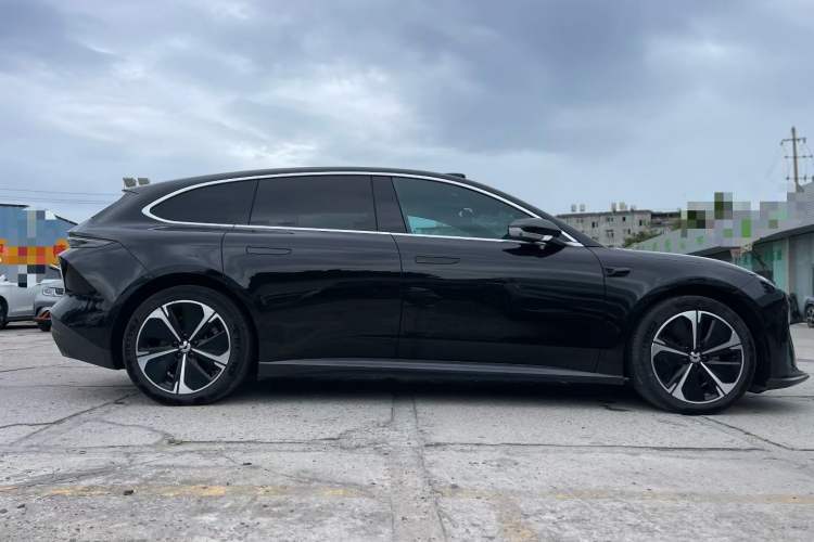 Used Nio ET5T 2023 75 kWh Touring Exterior 4
