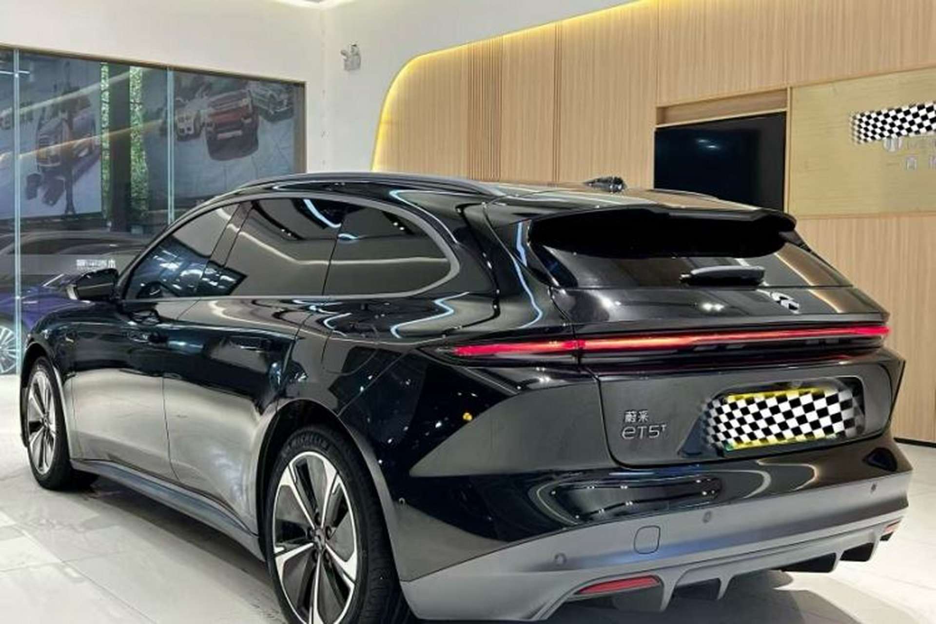 Used Nio ET5T 2023 75 kWh Touring Exterior 6
