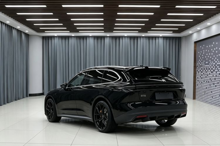 Used Nio ET5T 2023 75 kWh Touring Exterior 7