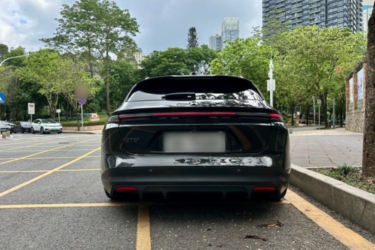 Used Nio ET5T 2023 75 kWh Touring Exterior 9
