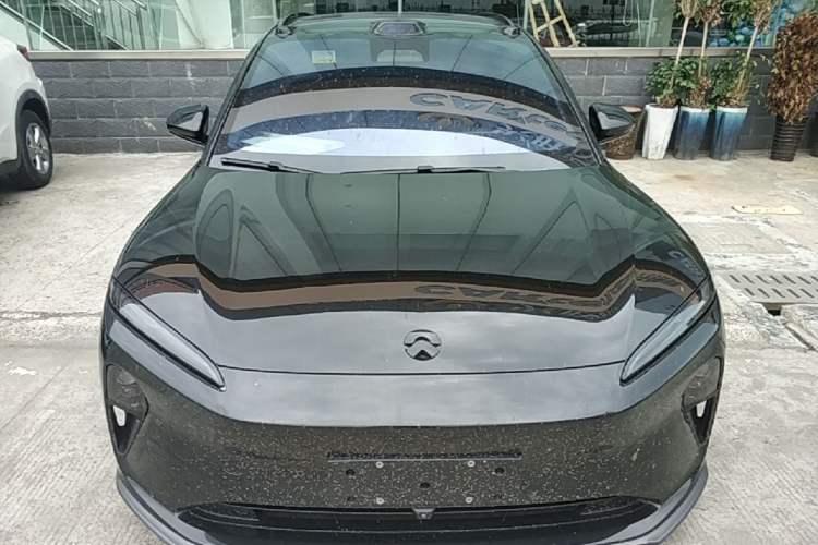 Used Nio ET5T 2023 75 kWh Touring Front