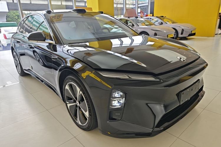 Used Nio ET5T 2023 75 kWh Touring Front Right 45 Deg