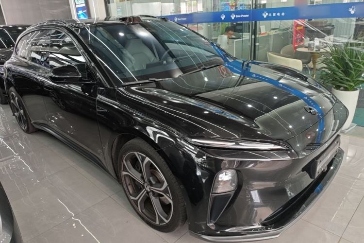 Used Nio ET5T 2023 75 kWh Touring Front Right 45 Deg