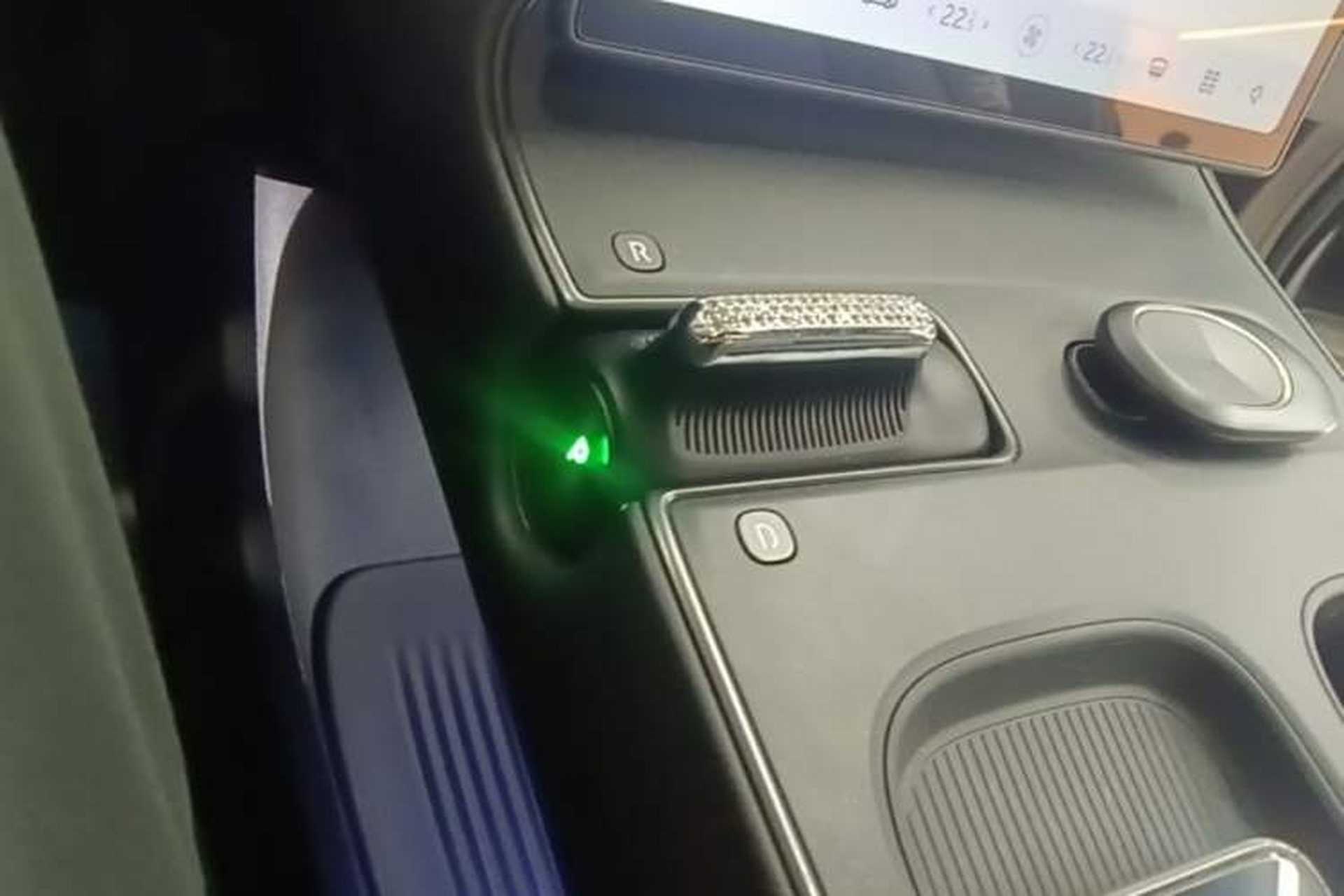 Used Nio ET5T 2023 75 kWh Touring Gear Lever