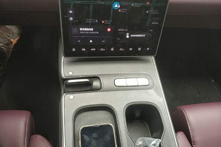Used Nio ET5T 2023 75 kWh Touring Gear Lever