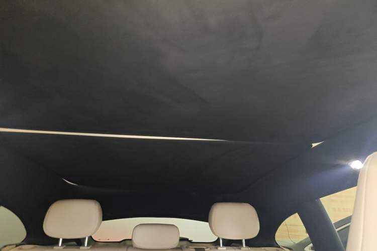 Used Nio ET5T 2023 75 kWh Touring Headliner