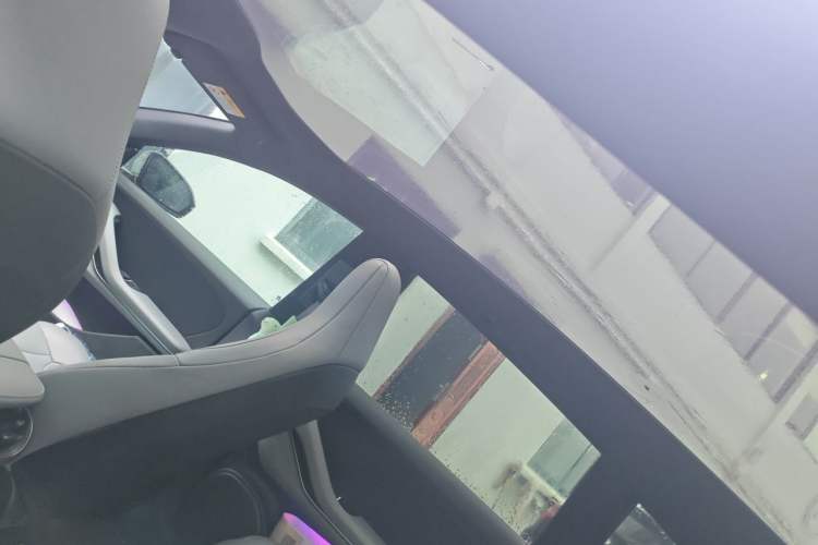 Used Nio ET5T 2023 75 kWh Touring Headliner