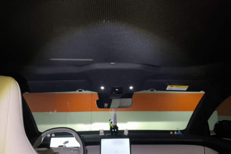 Used Nio ET5T 2023 75 kWh Touring Headliner