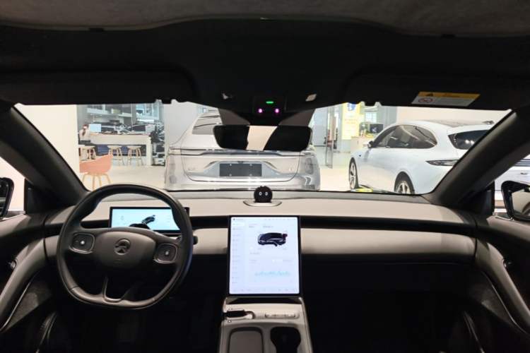 Used Nio ET5T 2023 75 kWh Touring Headliner