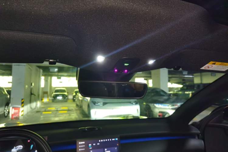 Used Nio ET5T 2023 75 kWh Touring Headliner