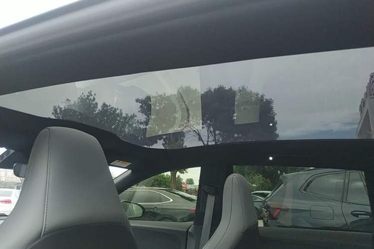 Used Nio ET5T 2023 75 kWh Touring Headliner