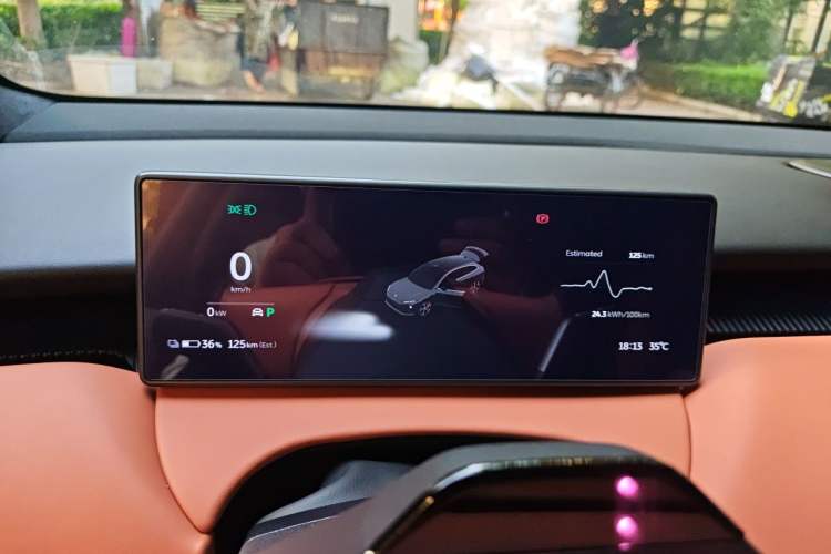 Used Nio ET5T 2023 75 kWh Touring Instrument Cluster