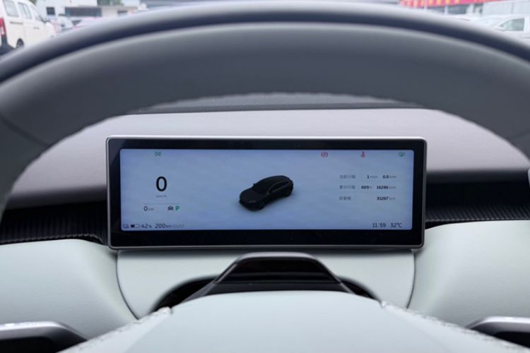 Used Nio ET5T 2023 75 kWh Touring Interior 1