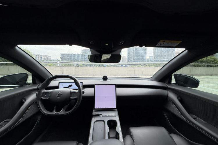 Used Nio ET5T 2023 75 kWh Touring Interior 2
