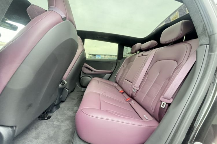 Used Nio ET5T 2023 75 kWh Touring Interior 3