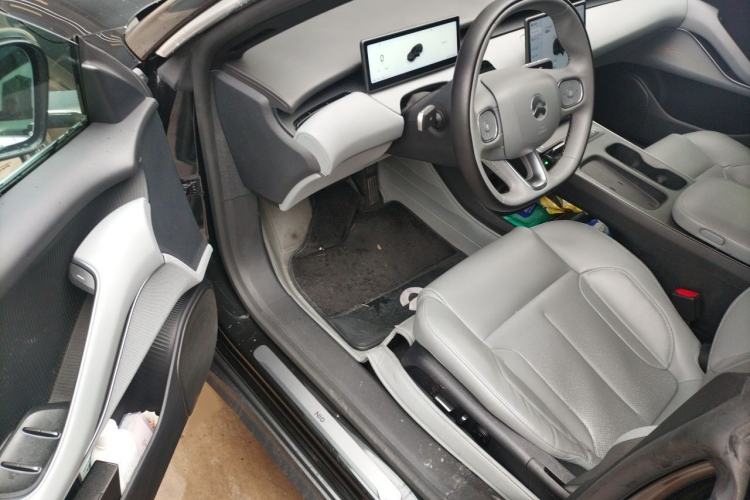 Used Nio ET5T 2023 75 kWh Touring Interior 3