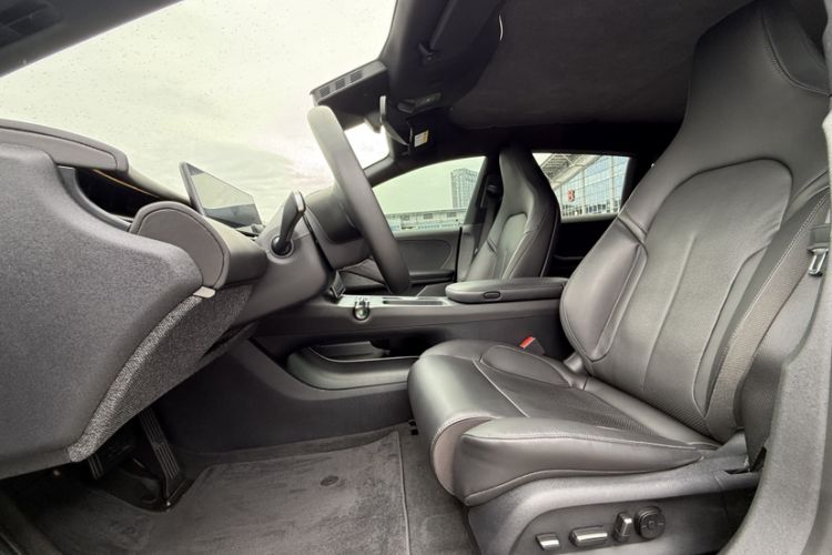 Used Nio ET5T 2023 75 kWh Touring Interior 4