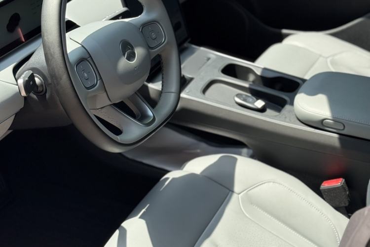 Used Nio ET5T 2023 75 kWh Touring Interior 5