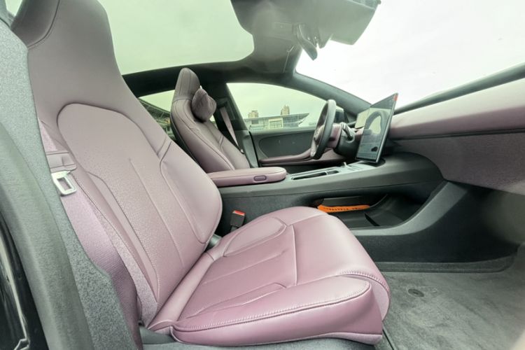 Used Nio ET5T 2023 75 kWh Touring Interior 5