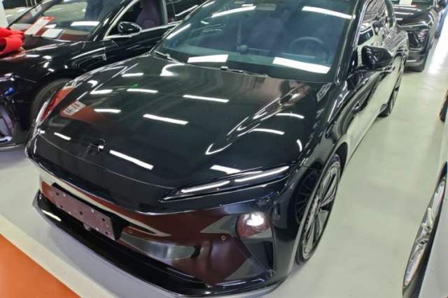 Used Nio ET5T 2023 75 kWh Touring