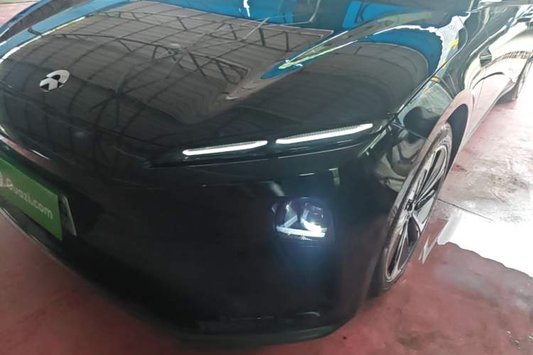 Used Nio ET5T 2023 75 kWh Touring Left Front Headlight