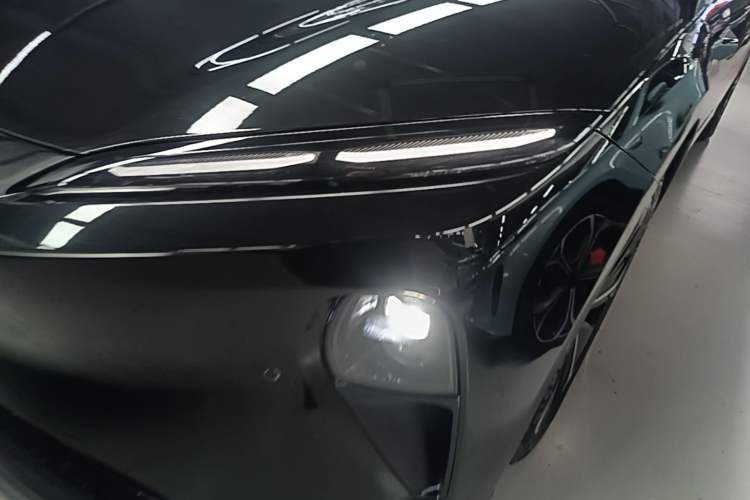Used Nio ET5T 2023 75 kWh Touring Left Front Headlight