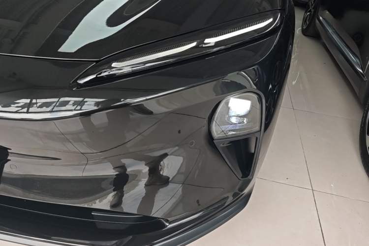 Used Nio ET5T 2023 75 kWh Touring Left Front Headlight