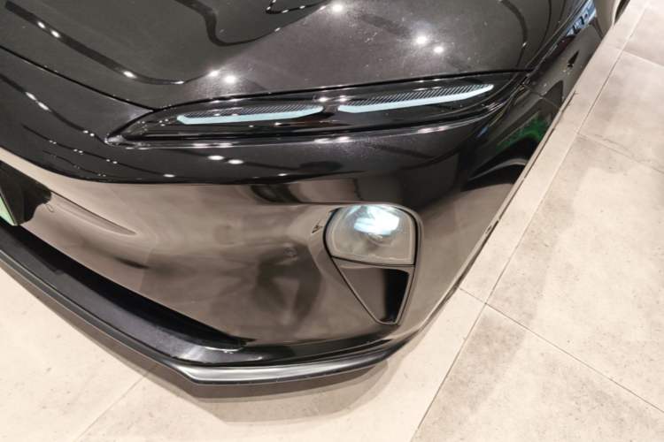 Used Nio ET5T 2023 75 kWh Touring Left Front Headlight