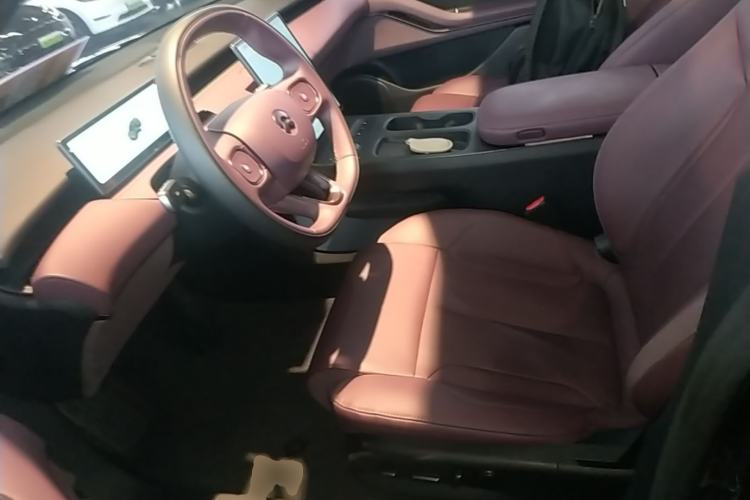 Used Nio ET5T 2023 75 kWh Touring Left Front Seat