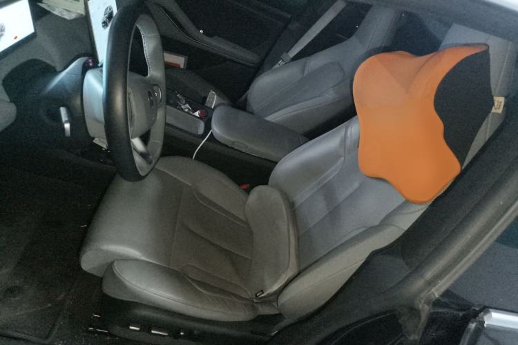Used Nio ET5T 2023 75 kWh Touring Left Front Seat