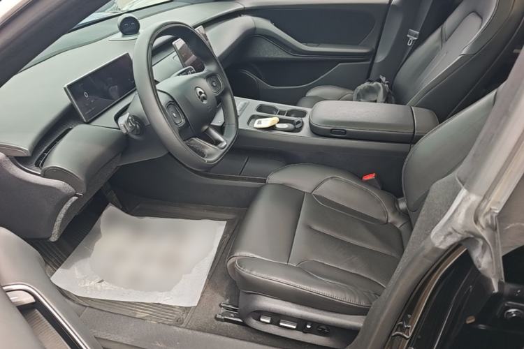 Used Nio ET5T 2023 75 kWh Touring Left Front Seat