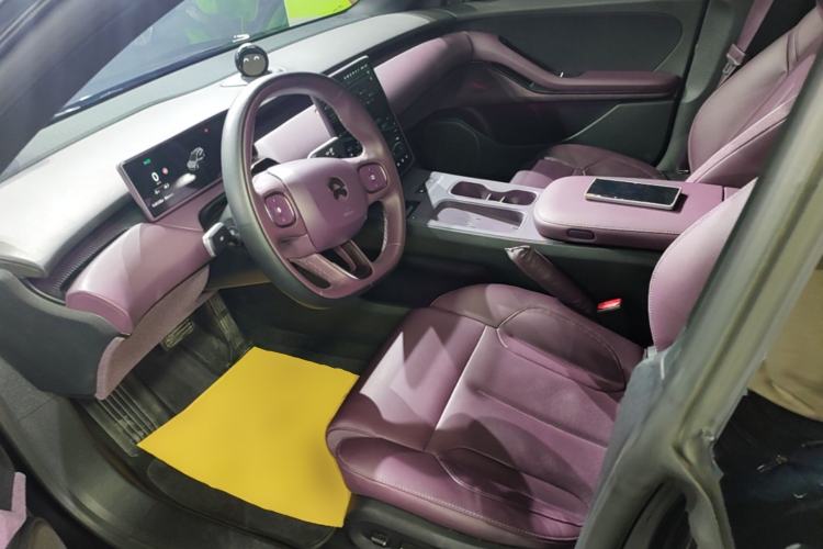 Used Nio ET5T 2023 75 kWh Touring Left Front Seat